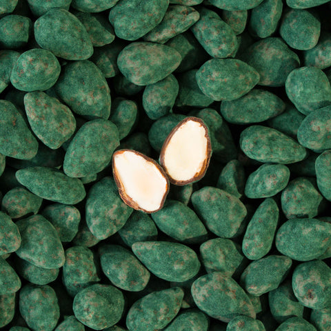 Mandorla Ricoperta- Cioccolato e Spirulina
