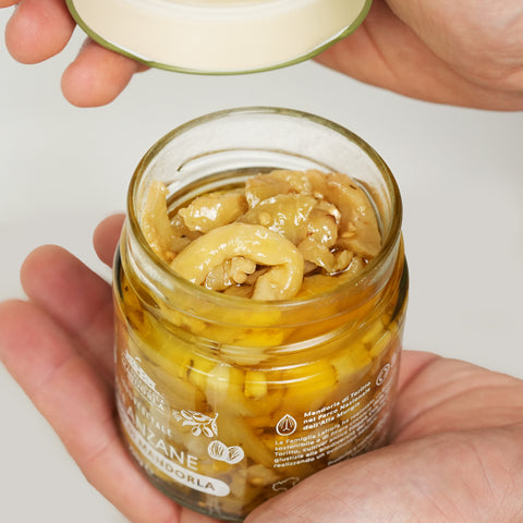 MELANZANE IN OLIO DI MANDORLA 210g